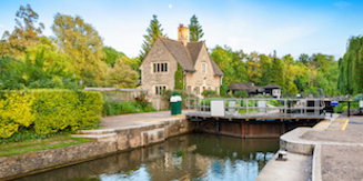 iStock-586947614; Iffley Lock